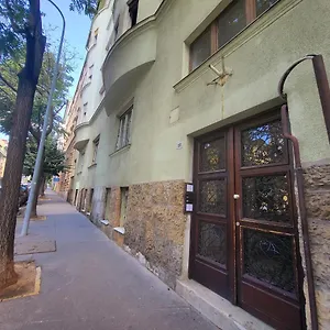 Cosy Apartman By The Castle Budapest