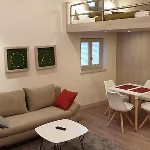 Old Buda Studio Apartament